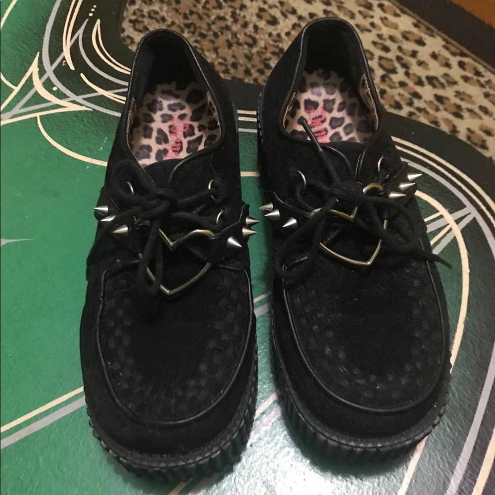 Demonia Heart Creepers size 8